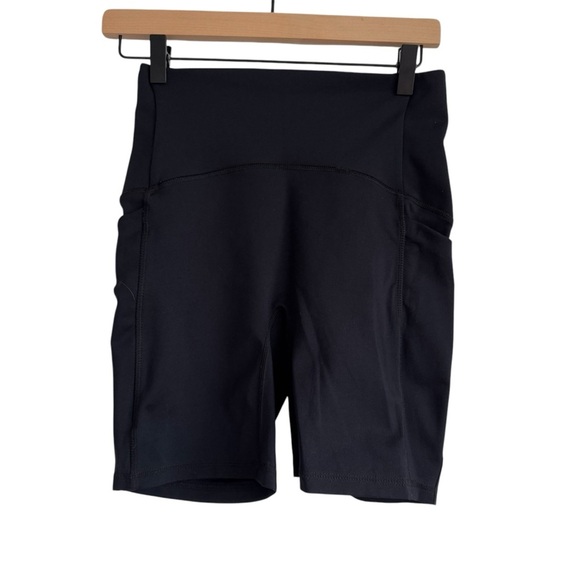 Manduka Made In Brazil Dhara Short Black Women's Hot Yoga Shorts Size Medium - Picture 2 of 6